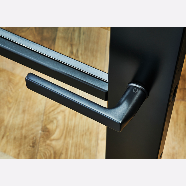Ironmongery Manhattan Charlton Handles