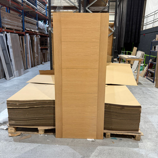 FACTORY IMPERFECTIONS Oak Iseo 5P Ladder Pre-Finished Oak Internal Doors