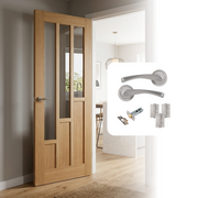 Fully Finished Oak Coventry Glazed 3L Internal Door with Handle Pack